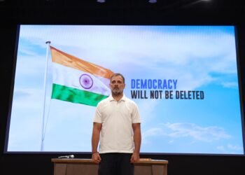 Hello Telugu - Rahul Gandhi Shocking Comments on EC