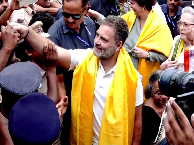 Hello Telugu - Rahul Gandhi Shocking Allegations