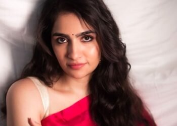 Hello Telugu - Beauty Rukmini Vasanth