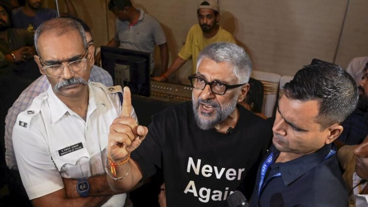 Hello Telugu - Popular Director Vivek Agnihotri