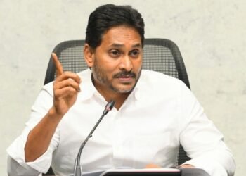 Hello Telugu - YS Jagan Fired on CM Chandrababu