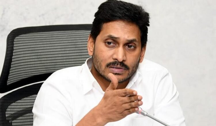 Hello Telugu - YS Jagan Fired on CM Chandrababu