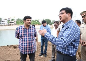 Hello Telugu - Hydraa Sensational