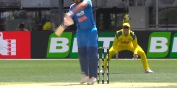 Hello Telugu - IND vs AUS 1st ODI Sensational