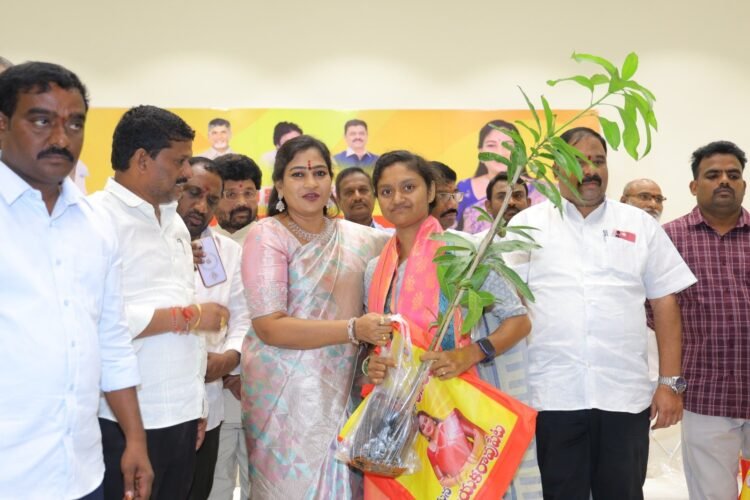 Hello Telugu - Minister Anitha Interesting Comments