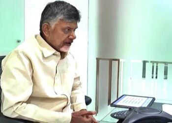 Hello Telugu - CM Chandrababu Warning for Cyclone