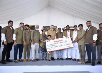 Hello Telugu - CM Chandrababu Interesting Comments