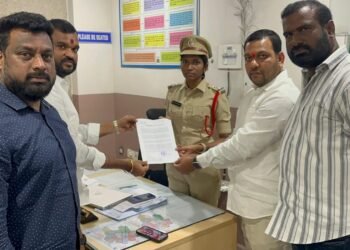 Hello Telugu - People Shocking Bigg Boss Show