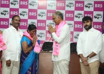 Hello Telugu - Harish Rao Fired on Congress