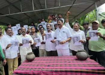 Hello Telugu - Gowda Community Fired on MLA Vasantha Krishna