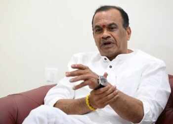 Hello Telugu - Minister Komatireddy Important Update