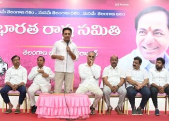 Hello Telugu - KTR Important Comments on KCR