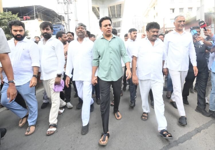 Hello Telugu - KTR Fired on Congress Govt