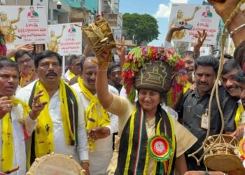 Hello Telugu - Minister Savitha Important Update