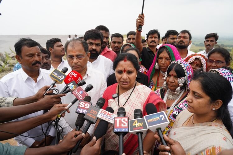 Hello Telugu - K Kavitha Fired on Congress Govt