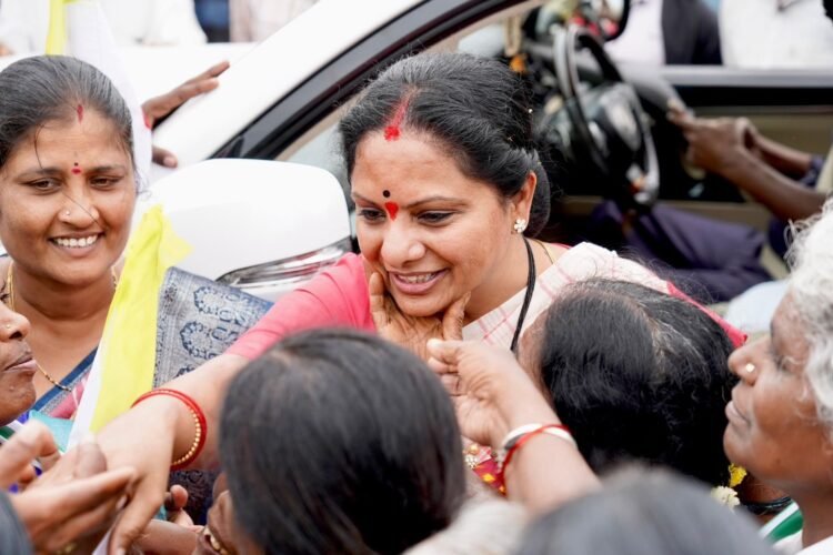 Hello Telugu - K Kavitha Fired on Congress Govt