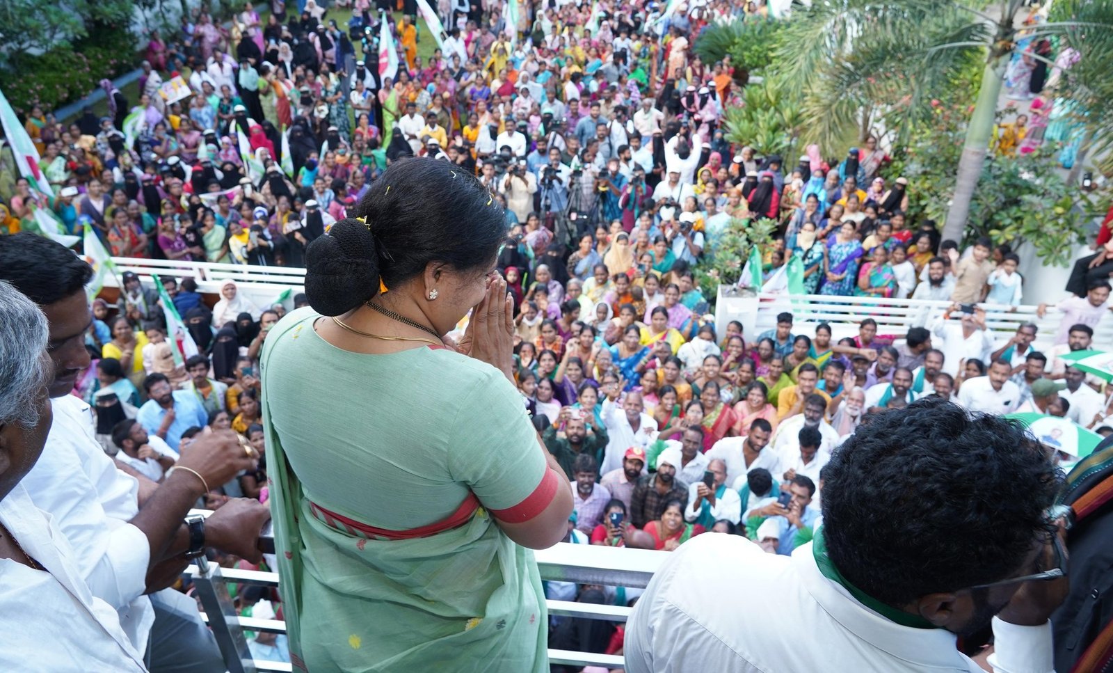 Hello Telugu - K Kavitha Interesting Comments