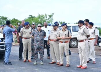 Hello Telugu - DGP Harish Kumar Strong Security