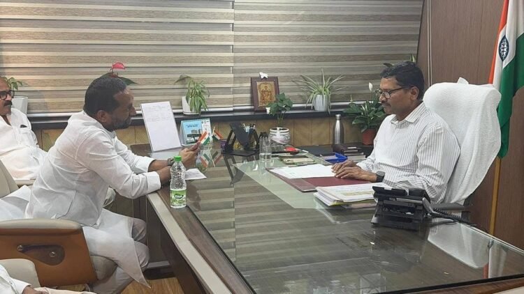 Hello Telugu - MP Raghunandan Rao Strong Demand