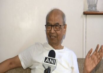 Hello Telugu - Advocate Rakesh Shocking Comments