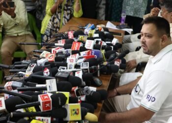Hello Telugu - Tejashwi Yadav Sensational Comments