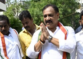 Hello Telugu - TPCC Chief Mahesh Kumar Fired on BRS