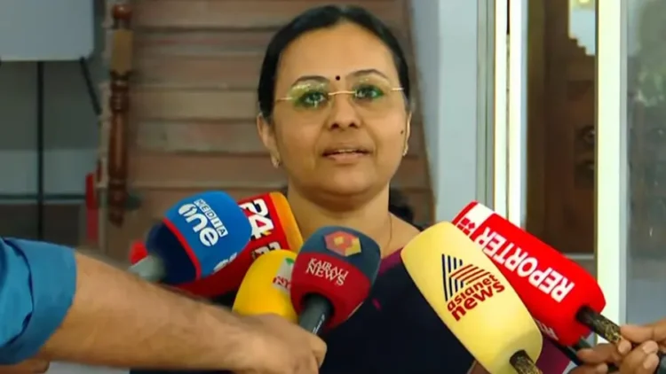 Hello Telugu - Minister Veena George Shocking Comments