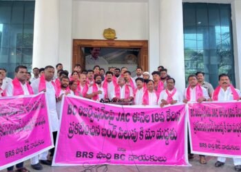 Hello Telugu - V Srinivas Goud Fired on Congress