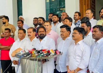 Hello Telugu - Ex Minister Srinivas Goud Fired on Ministers