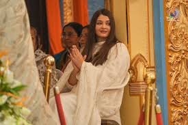 hellotelugu-AishwaryaRaiBachchan
