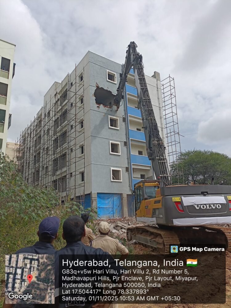 Hello Telugu - Hydraa Shocking