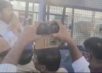 Hello Telugu - Ex Minister Fired on Jogi Ramesh Arrest