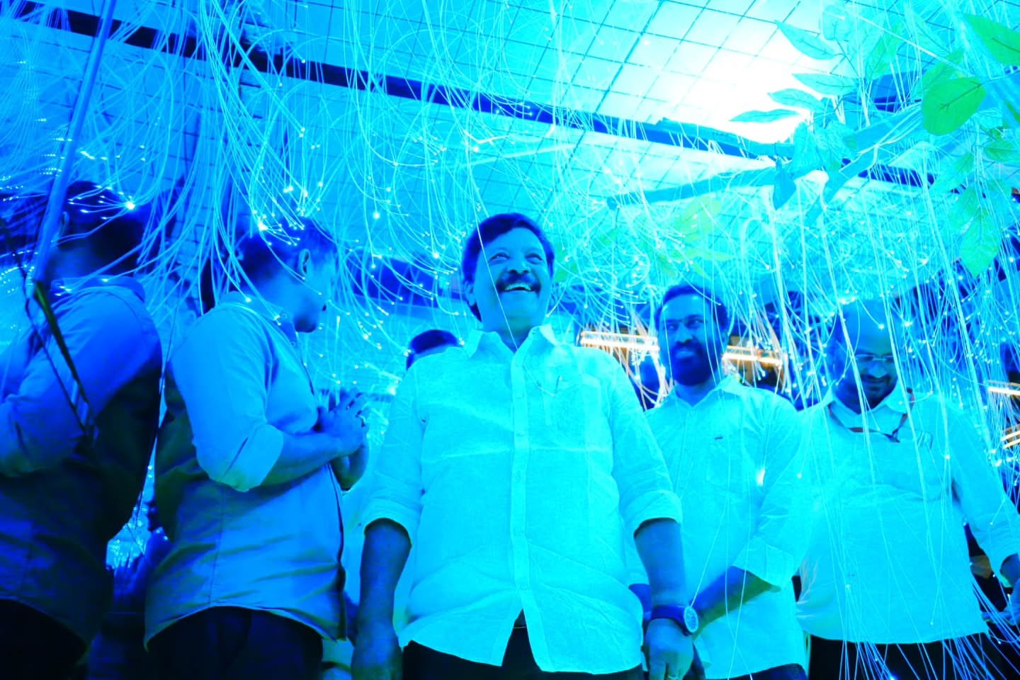 Hello Telugu - Minister Kandula Durgesh-Vizag Growth