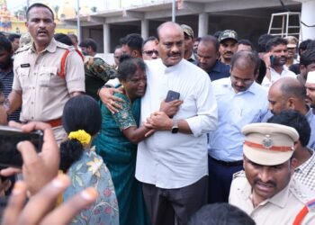 Hello Telugu - Kasibugga Stampede- People Death