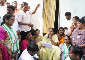 Hello Telugu - Kavitha Strong Demand