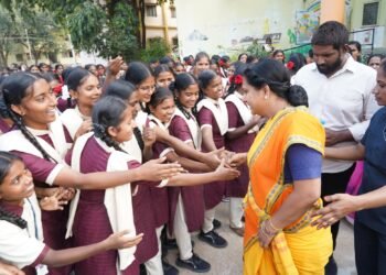 Hello Telugu - Kavitha Strong Demand