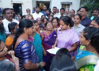 Hello Telugu - K Kavitha Fired on Congress Govt