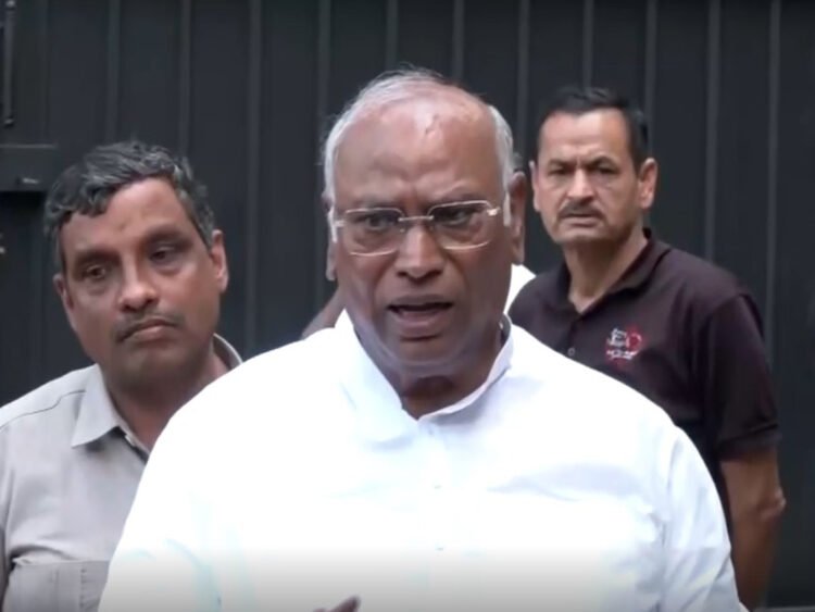 Hello Telugu - Mallikarjun Kharge Shocking Comments