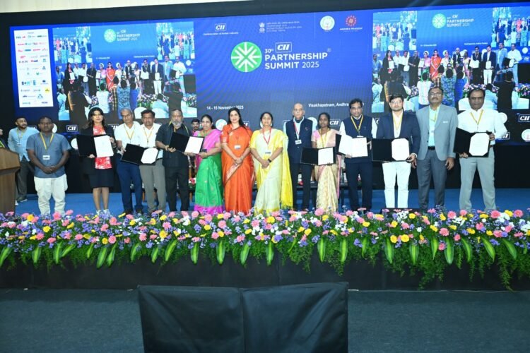 Hello Telugu - Minister Savitha Important Update