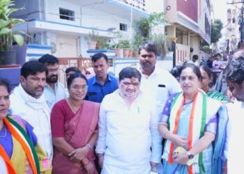 Hello Telugu - Minister Ponnam Sensational Comments