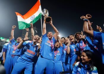 Hello Telugu - Popular Business Man Gift to Women Cricketers