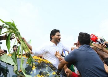 Hello Telugu - YS Jagan Fired on AP Govt