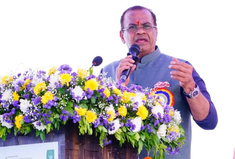 Hello Telugu - Minister Komatireddy Clear Instructions