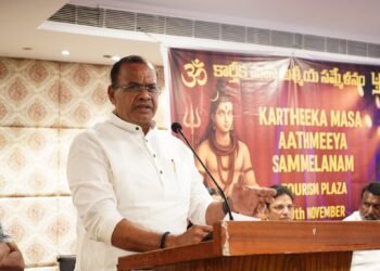 Hello Telugu - Minister Komatireddy Shocking comments