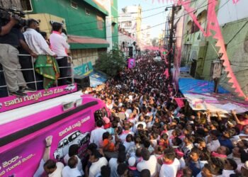 Hello Telugu - KTR Fired Congress Govt