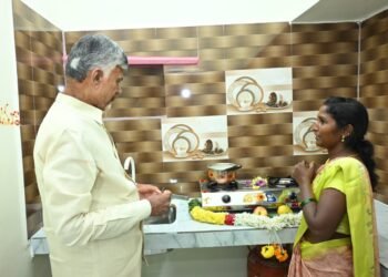 Hello Telugu - CM Chandrababu Interesting Comments