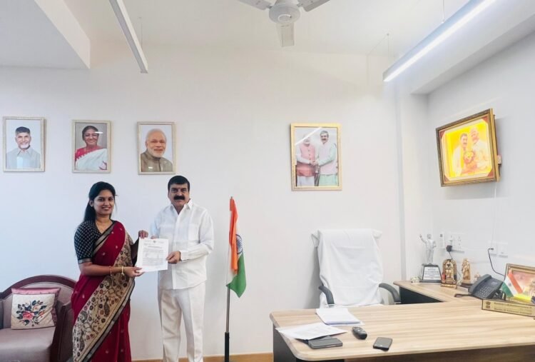 hellotelugu-BandaruSravanniSree