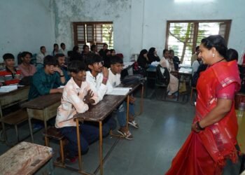 hellotelugu-MLCKavitha