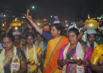 hellotelugu-MLCKavitha