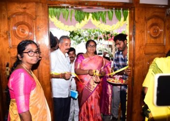 hellotelugu-MinisterSavitha